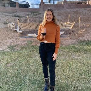 Meet your Posher, Shelby